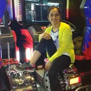 Meet your Posher, Dimple